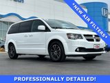 Used 2017 Dodge Grand Caravan GT image 4