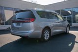 Used 2021 Chrysler Pacifica Touring-L image 4