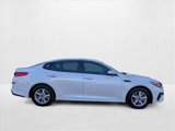 Used 2019 Kia Optima LX image 4