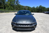 New 2025 Hyundai Elantra SE image 2