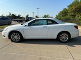 Used 2013 Chrysler 200 Limited image 2