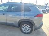 Used 2023 Toyota Corolla Cross LE image 5
