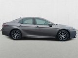 Used 2022 Toyota Camry SE image 4