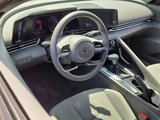 Used 2022 Hyundai Elantra SEL image 6
