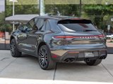 Certified 2024 Porsche Macan image 3