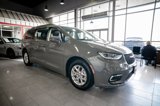 Used 2022 Chrysler Pacifica Touring-L image 3