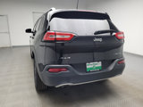 Used 2016 Jeep Cherokee Limited image 6