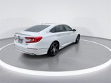 Used 2021 Honda Accord Touring image 3