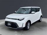 Used 2023 Kia Soul LX image 2