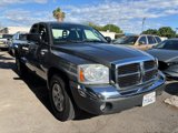 Used 2005 Dodge Dakota SLT image 3