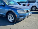 Used 2018 Volkswagen Tiguan S image 3
