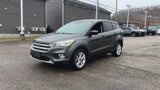 Used 2017 Ford Escape SE image 4