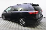 Used 2018 Toyota Sienna XLE image 3