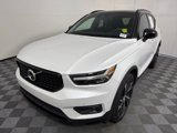 Used 2020 Volvo XC40 T5 R-Design w/ Protection Package Premier image 2
