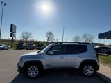 Used 2018 Jeep Renegade Latitude image 3