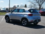 Certified 2024 Hyundai Venue SEL image 3