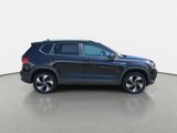 Certified 2024 Volkswagen Taos SE w/ Panoramic Sunroof Package image 2