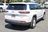 Used 2023 Jeep Grand Cherokee L Laredo image 4