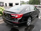 Used 2018 Honda Accord Touring image 4