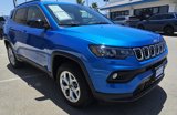 Used 2025 Jeep Compass Latitude image 3