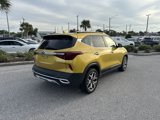 Used 2021 Kia Seltos SX w/ SX Sunroof Package image 5