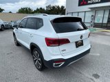 Used 2022 Volkswagen Taos SE image 4