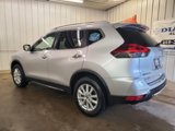 Used 2020 Nissan Rogue SV image 4