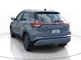 Used 2022 Nissan Kicks SV image 3