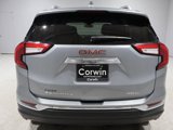Used 2024 GMC Terrain SLT image 3