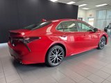 Used 2021 Toyota Camry SE image 3