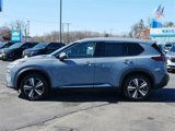 Used 2023 Nissan Rogue SL w/ SL Premium Package image 3