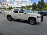 Used 2013 Chevrolet Avalanche LTZ image 3