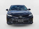 Used 2020 Toyota Camry LE image 2