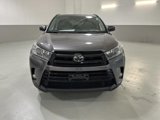 Used 2017 Toyota Highlander SE image 2