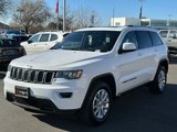 Used 2021 Jeep Grand Cherokee Laredo X image 2