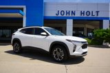 Used 2024 Chevrolet Trax LT image 2