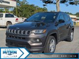 Used 2024 Jeep Compass Latitude image 2