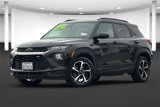 Used 2022 Chevrolet TrailBlazer RS image 2