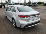 Used 2022 Toyota Corolla LE image 3