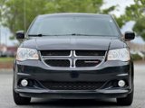 Used 2017 Dodge Grand Caravan SXT image 2