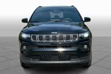 Used 2023 Jeep Compass Latitude image 3