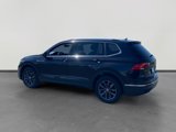 Certified 2022 Volkswagen Tiguan SE image 3