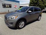 Used 2016 Kia Sorento LX w/ LX Convenience Package image 4