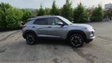 Used 2021 Chevrolet TrailBlazer LT w/ Premium Seating Package image 2