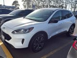 Used 2022 Ford Escape SE w/ SE Sport Appearance Package image 3