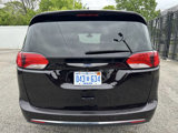 Used 2018 Chrysler Pacifica Touring-L Plus image 6