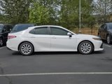 Used 2018 Toyota Camry L image 3