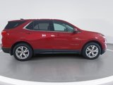 Used 2018 Chevrolet Equinox LT image 2