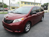 Used 2015 Toyota Sienna L image 4