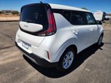 Used 2023 Kia Soul LX w/ LX Technology Package image 5